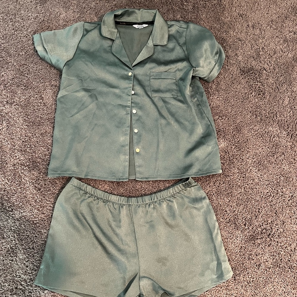 Nicole Miller Olive Satin Pajama Set
